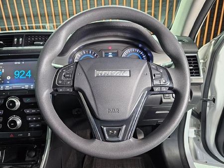 2021-Haval-H2-15T-City_10