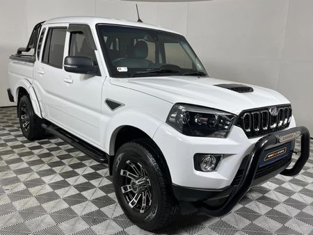 2022-Mahindra-Pik-Up-22-mHawk-S11-Auto-Double-Cab_15
