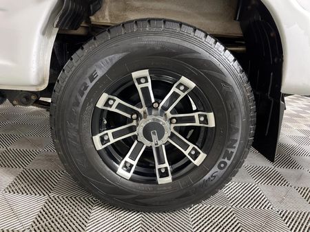 2022-Mahindra-Pik-Up-22-mHawk-S11-Auto-Double-Cab_6