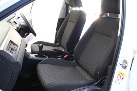 2020-Volkswagen-Polo-low-km-for-the-year_15