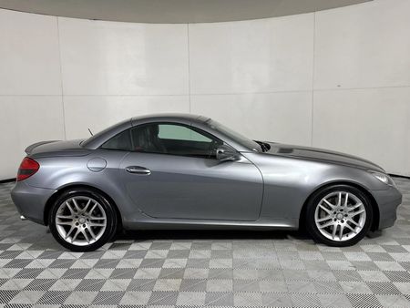 2010-Mercedes-Benz-SLK-350-Auto_10