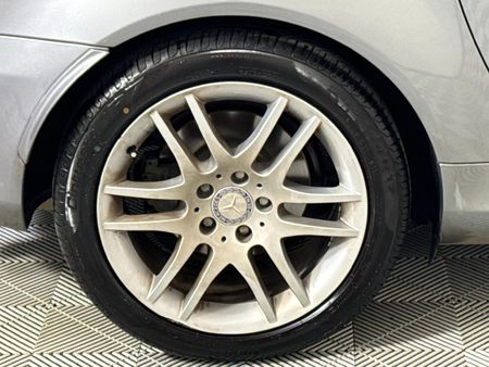 2010-Mercedes-Benz-SLK-350-Auto_5