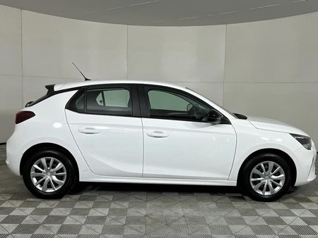 2022-Opel-Corsa-12-55kW_17
