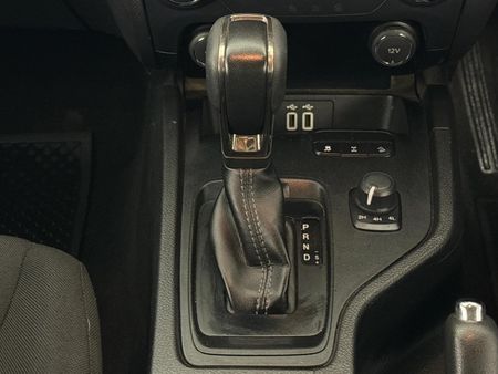 2021-Ford-Ranger-22-TDCi-XLS-4x4-Auto-SuperCab_9