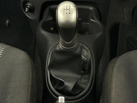 2017-Nissan-Micra-12-Active-Visia_10