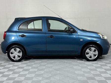 2017-Nissan-Micra-12-Active-Visia_16