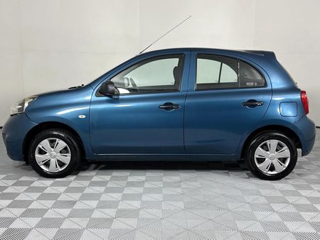 2017-Nissan-Micra-12-Active-Visia_18