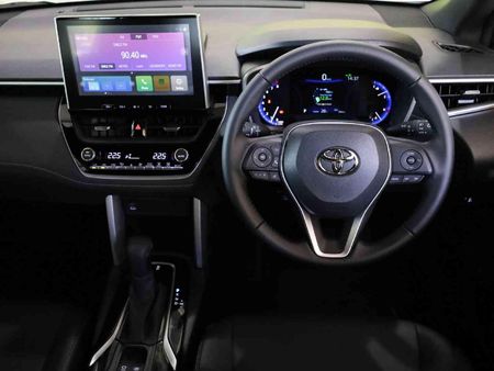2025-Toyota-Corolla-Cross-18-XS_9