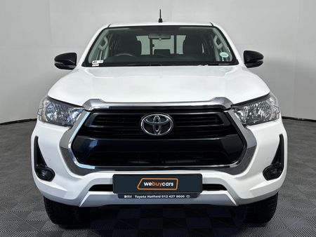 2022-Toyota-Hilux-24-GD-6-Raider-4x4-Double-Cab_14