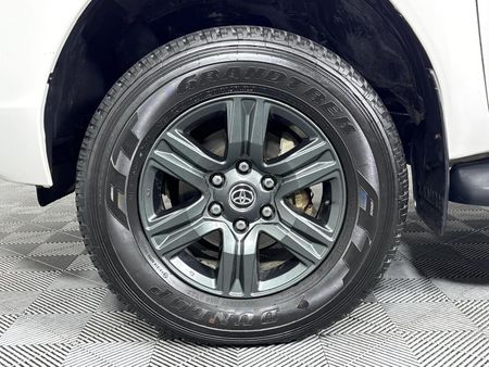 2022-Toyota-Hilux-24-GD-6-Raider-4x4-Double-Cab_3
