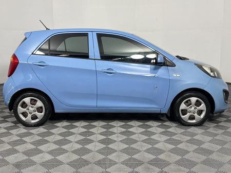 2013-Kia-Picanto-10-LX_16