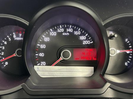 2013-Kia-Picanto-10-LX_2