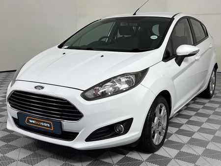 2015-Ford-Fiesta-14-Trend-5-dr_0