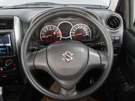 2016-Suzuki-Jimny-13-Auto_10