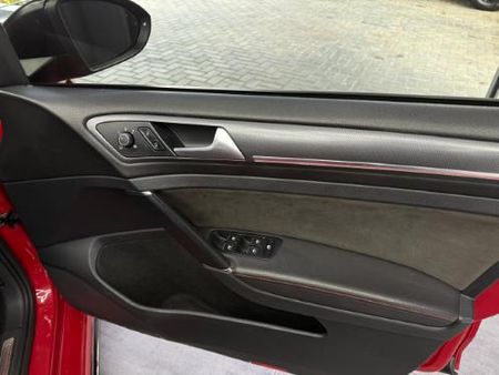 2020-Volkswagen-Golf-VII-GTI-20-TSI-Auto-TCR_12