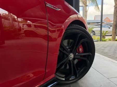 2020-Volkswagen-Golf-VII-GTI-20-TSI-Auto-TCR_5
