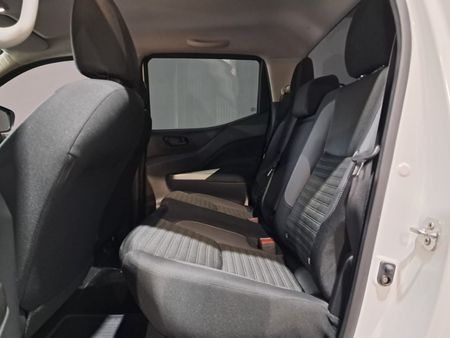2025-Nissan-Navara-25D-XE-Double-Cab_19
