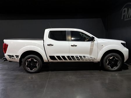 2025-Nissan-Navara-25D-XE-Double-Cab_4