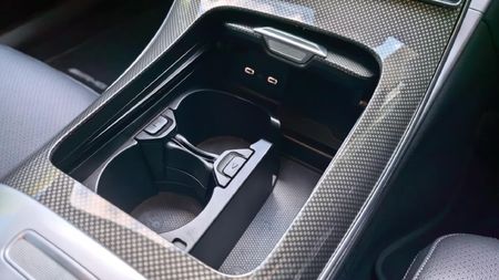 2026-Mercedes-Benz-C-Class-C-220d-Auto_12
