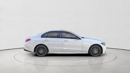 2026-Mercedes-Benz-C-Class-C-220d-Auto_2