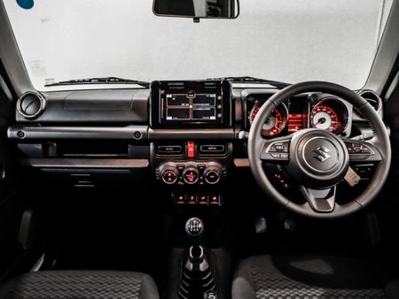 2026-Suzuki-Jimny-15-GLX_13