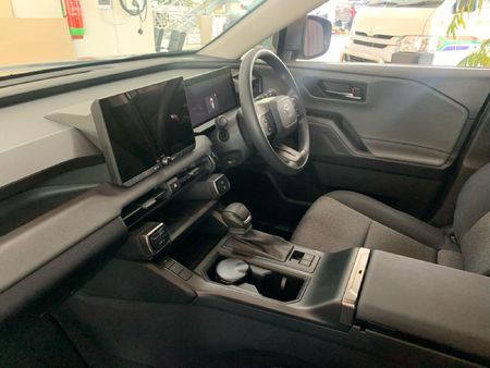 2026-Toyota-RAV4-25-VX-Hybrid-CVT-Auto-E-Four_9