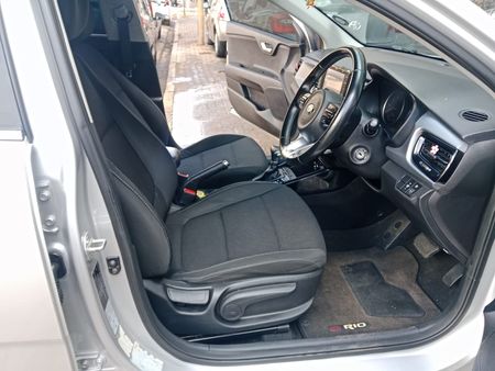 2019-Kia-Rio-14-Tec-5-dr-Auto_11