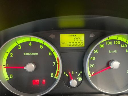 2009-Hyundai-Accent-16-GLS_8