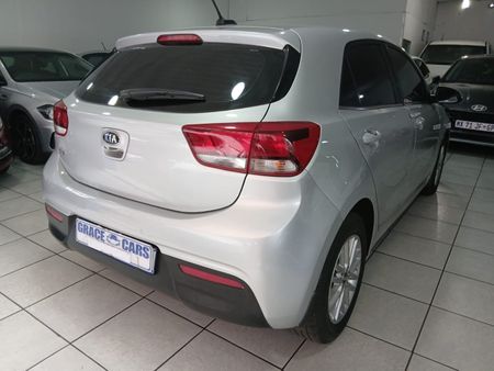 2019-Kia-Rio-14-Tec-5-dr-Auto_15