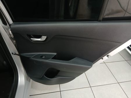 2019-Kia-Rio-14-Tec-5-dr-Auto_6