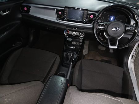 2019-Kia-Rio-14-Tec-5-dr-Auto_8