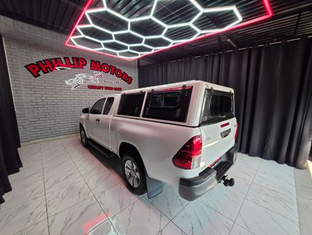 2020-Toyota-Hilux-24-GD-6-Raised-Body-SRX-Auto-Extended-Cab_10