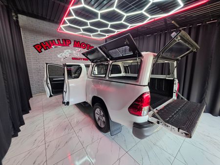 2020-Toyota-Hilux-24-GD-6-Raised-Body-SRX-Auto-Extended-Cab_11