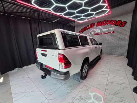 2020-Toyota-Hilux-24-GD-6-Raised-Body-SRX-Auto-Extended-Cab_14