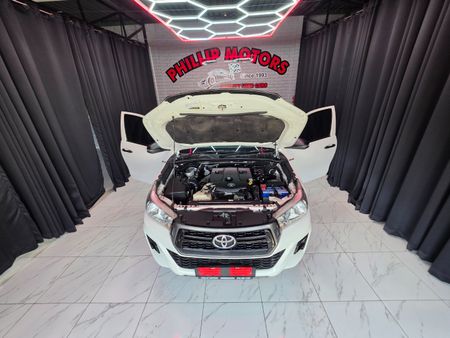 2020-Toyota-Hilux-24-GD-6-Raised-Body-SRX-Auto-Extended-Cab_4
