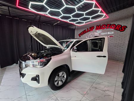 2020-Toyota-Hilux-24-GD-6-Raised-Body-SRX-Auto-Extended-Cab_7