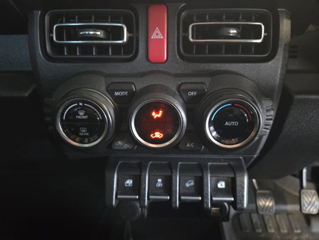 2024-Suzuki-Jimny-15-GLX_9