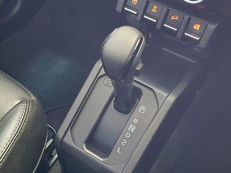 2022-Suzuki-Jimny-15-GLX-Auto_15