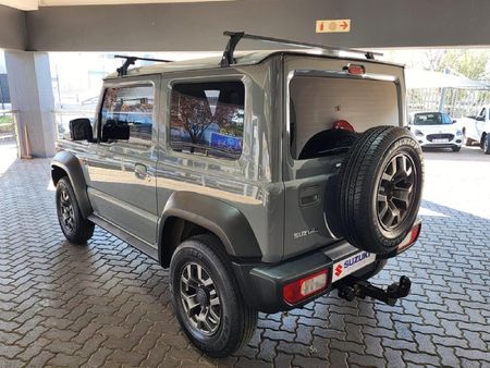 2022-Suzuki-Jimny-15-GLX-Auto_4