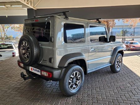 2022-Suzuki-Jimny-15-GLX-Auto_6