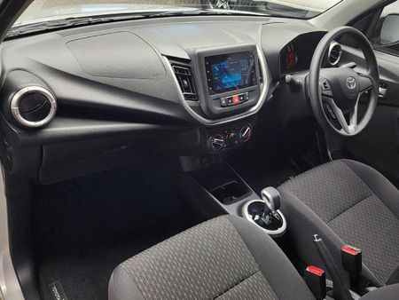 2026-Toyota-Vitz-10-XR-AMT_12