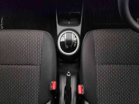 2026-Toyota-Vitz-10-XR-AMT_19