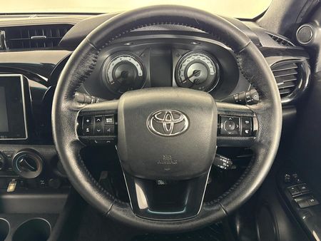 2019-Toyota-Hilux-28-GD-6-Raised-Body-Raider-Auto-Extended-Cab_10