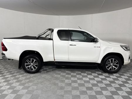 2019-Toyota-Hilux-28-GD-6-Raised-Body-Raider-Auto-Extended-Cab_14
