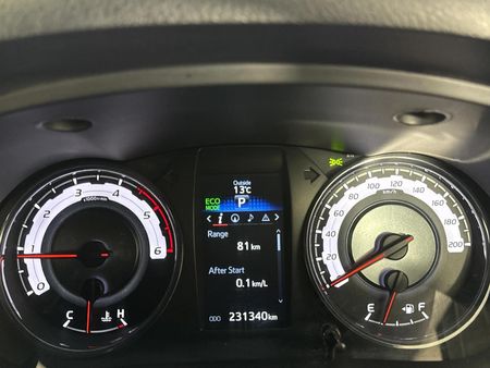 2019-Toyota-Hilux-28-GD-6-Raised-Body-Raider-Auto-Extended-Cab_2