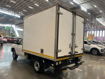 2020-Nissan-NP300-25-TDi-LWB-Single-Cab_4