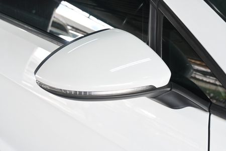 2015-Volkswagen-Golf-VII-14-TSI-Comfortline_7