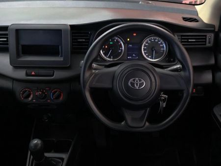 2026-Toyota-Rumion-15-S_8