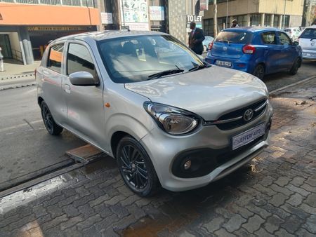 2025-Toyota-Vitz-10-XR_2