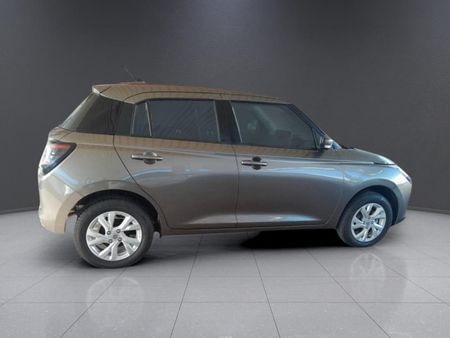 2025-Suzuki-Swift-12-GL_7
